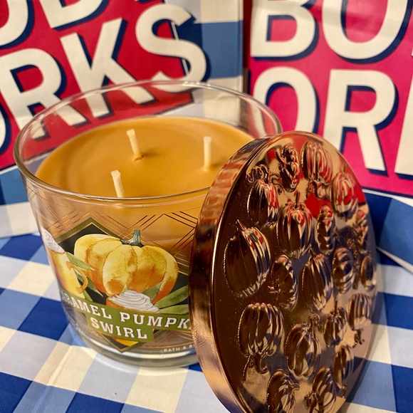 Caramel Pumpkin Swirl 3 Wick Candle Bath and Body Works NEW Decorative Lid label - Picture 3 of 4